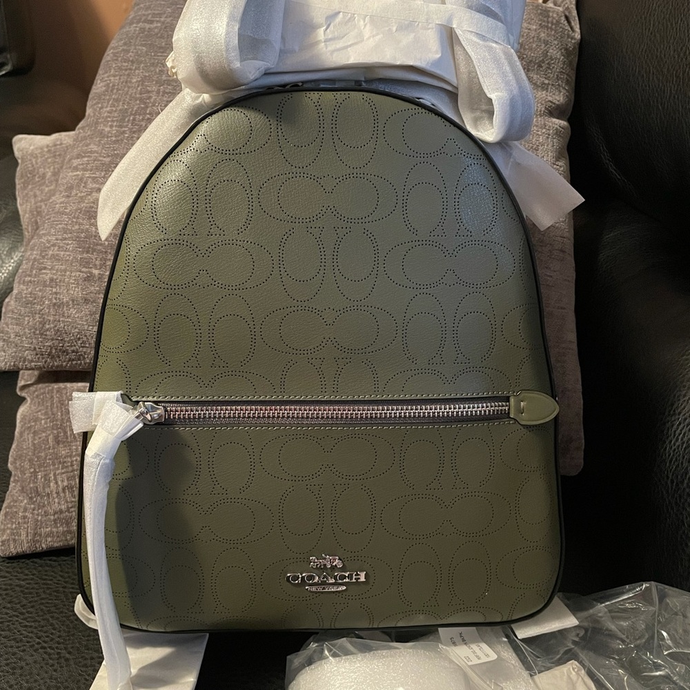 Coach backpack - Picture 2 of 3